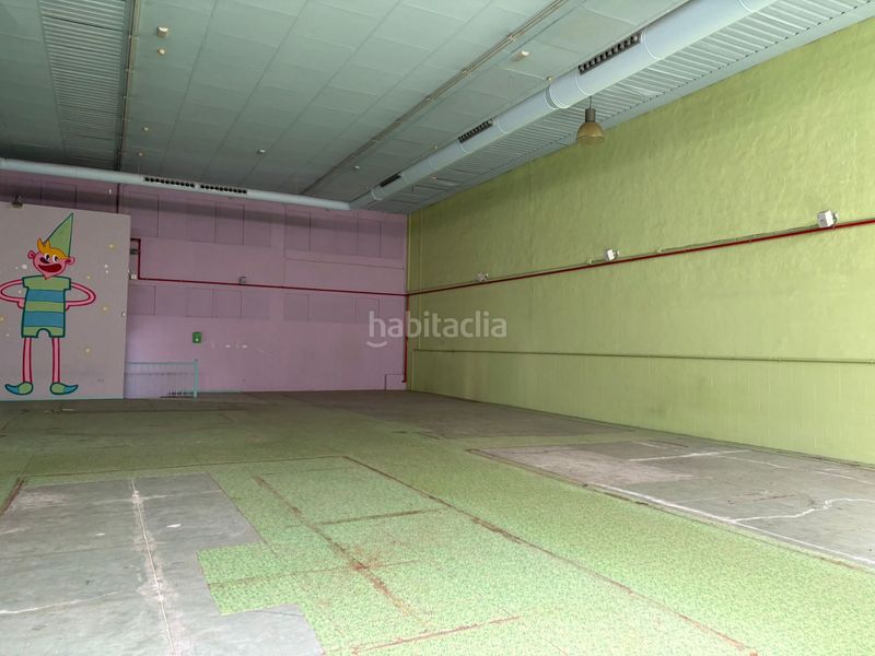Foto 49363304-5aea-4a77-80ab-42c625083596. Miete fabrikhalle in Ciutat Esportiva Elche / Elx