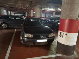 Lloguer Aparcament cotxe a Centro. Alquiler garaje centro filet de fora