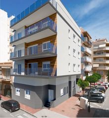 �tic en Playa Levante. Obra nueva santa pola