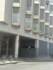 Autoparkplatz in Avinguda de candalix 28. Venta garaje zona centro