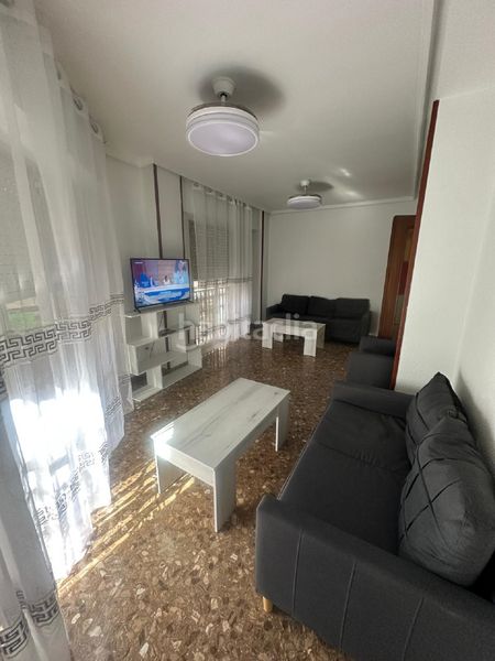 Foto 7a331163-0be7-49fa-b403-e23e1ca7df15. Rent flat in Centro Elche / Elx