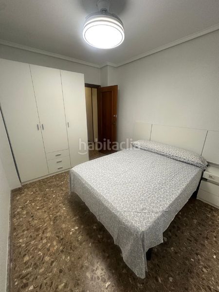 Foto 81a7e98d-d13a-4701-a096-903ea879330d. Rent flat in Centro Elche / Elx