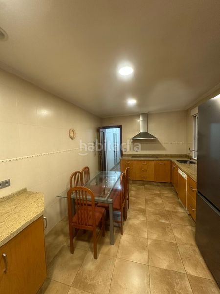 Foto 869ba443-caa4-4fa0-a3cb-dfb5c16ceebc. Rent flat in Centro Elche / Elx