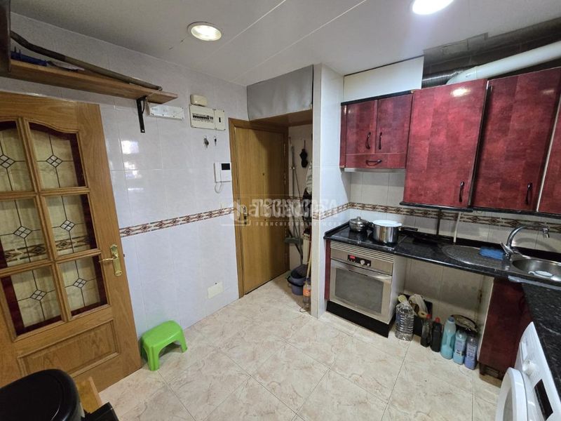 Foto bc5256d0-96a5-49a6-bbb2-8de7aa9fed75. Pis amb calefacció a Las Águilas Madrid