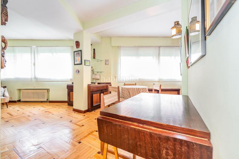 Foto d2dea067-2019-4df2-8491-c58fe4ce7de5. Casa amb calefacció aparcament a El Viso Madrid