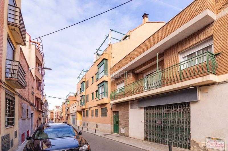 Foto 70703821-e8f3-4e0f-a96b-a1f4381c4c87. Pis amb calefacció piscina a Valdeacederas Madrid