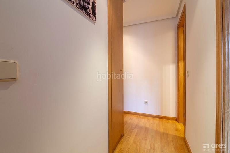 Foto 0ba66753-9bdf-4c22-939f-b3f850c73f5f. Piso en Valdeacederas Madrid