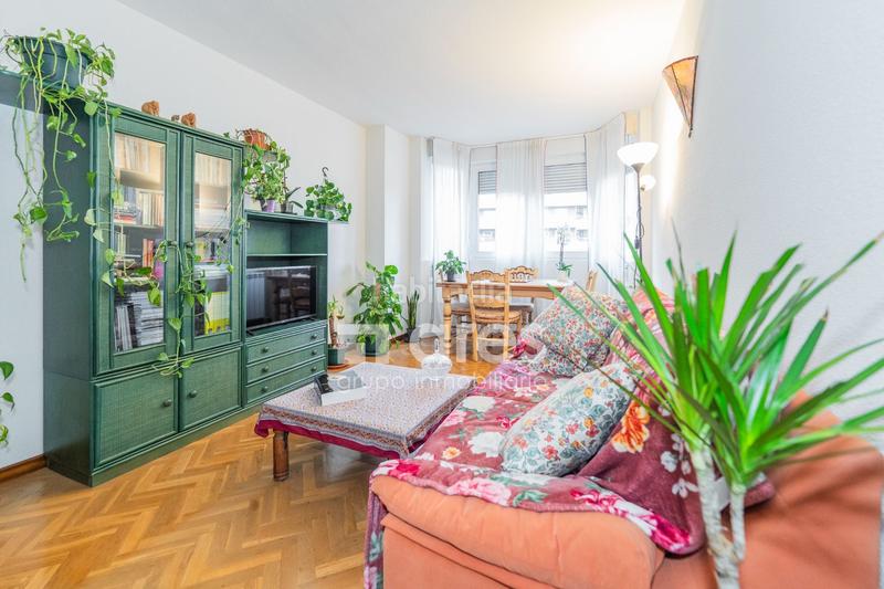 Foto a541fd66-d6eb-42a9-802f-87d03d470635. Piso grupo inmobiliario ares presenta vivienda en la zona ramón y cajal en Madrid