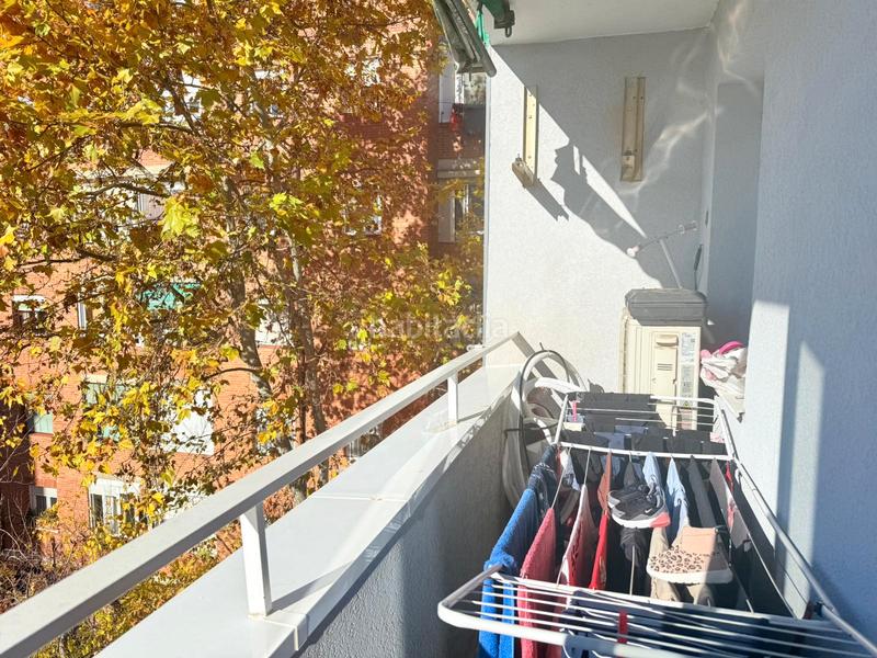 Foto 8b29fdcf-9066-4efc-9dbe-8137d924aea4. Flat with heating in San Fermín Madrid