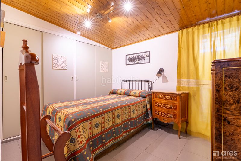 Foto a56f83f5-addf-46fe-9477-ce414d4c0041. Casa adossada amb calefacció a Entrevías Madrid
