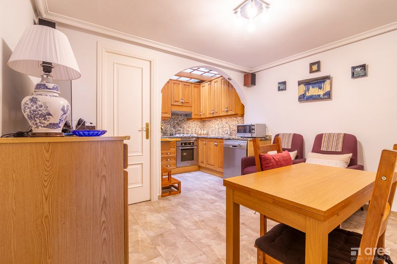 Foto c83ce252-5b80-4d00-ae6b-9d16ff7928e3. Casa adossada amb calefacció a Entrevías Madrid
