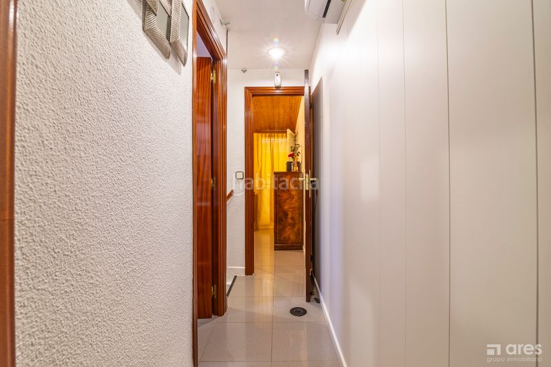 Foto e9cf96c5-94c9-4959-8dea-02de1b758d6e. Casa adossada amb calefacció a Entrevías Madrid