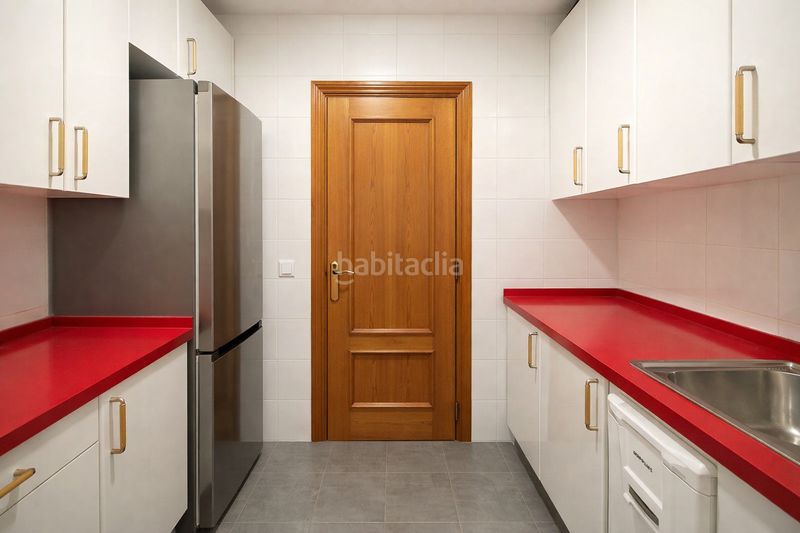 Foto 24950a05-e972-4e5e-b3a8-bd84d32d8ea4. Pis amb calefacció a Ibiza Madrid