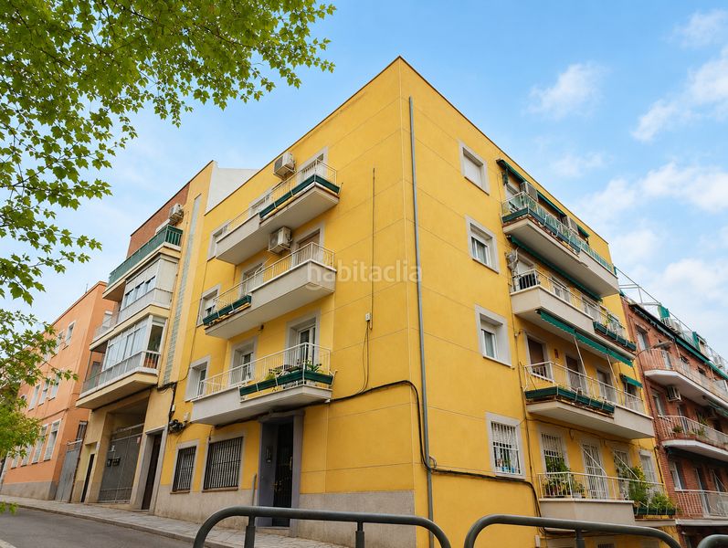 Foto fb1075db-49a5-4d72-ae7e-af9b59c18829. Piso en Berruguete Madrid
