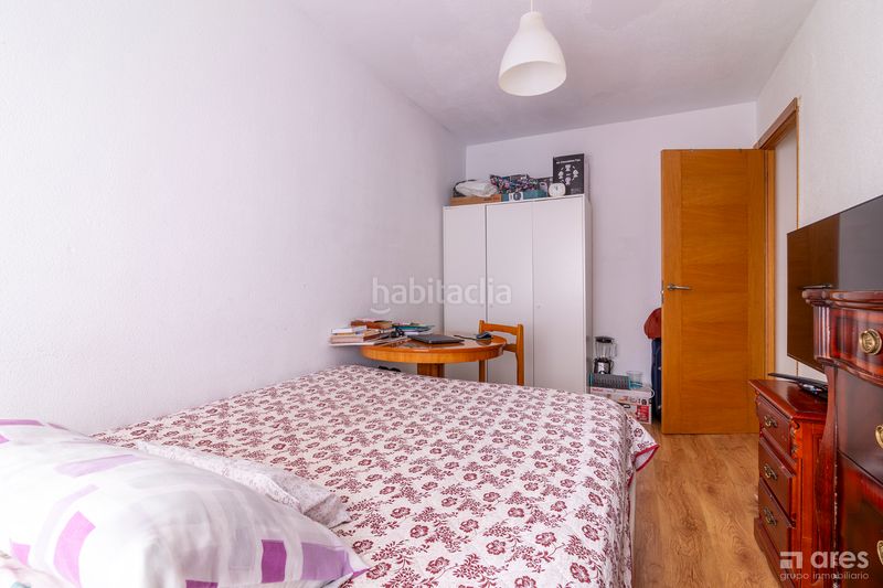 Foto 0b60cece-2e99-41e7-bf41-8b6840f5f0a5. Pis a Abrantes Madrid