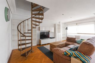 Zweistöckige Wohnung  Calle de iregua