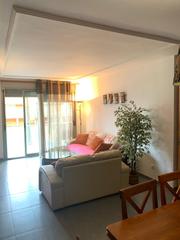 Flat  Riu brugent. Fantástico piso con parking, trastero y piscina en una de las me