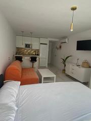 Apartament  De rodríguez pomatta. Fantástico apartamento cerca de la playa con vistas laterales al