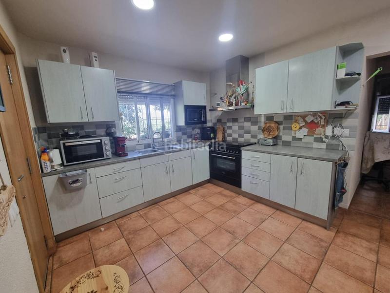 Foto 3fa1b773-48d5-4db2-a51f-4d0cea52f1da. Country house with heating parking in Llevant Reus