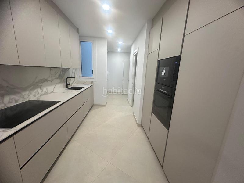 Foto 294b4874-77da-408a-9dae-59e36a8c6dd7. Flat with heating in Barri de les Corts Barcelona