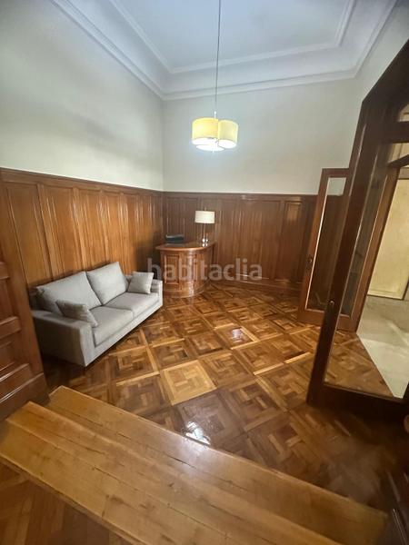 Foto df96b899-cd01-4c98-9fd6-43f334cd0989. Flat with heating in Barri de les Corts Barcelona