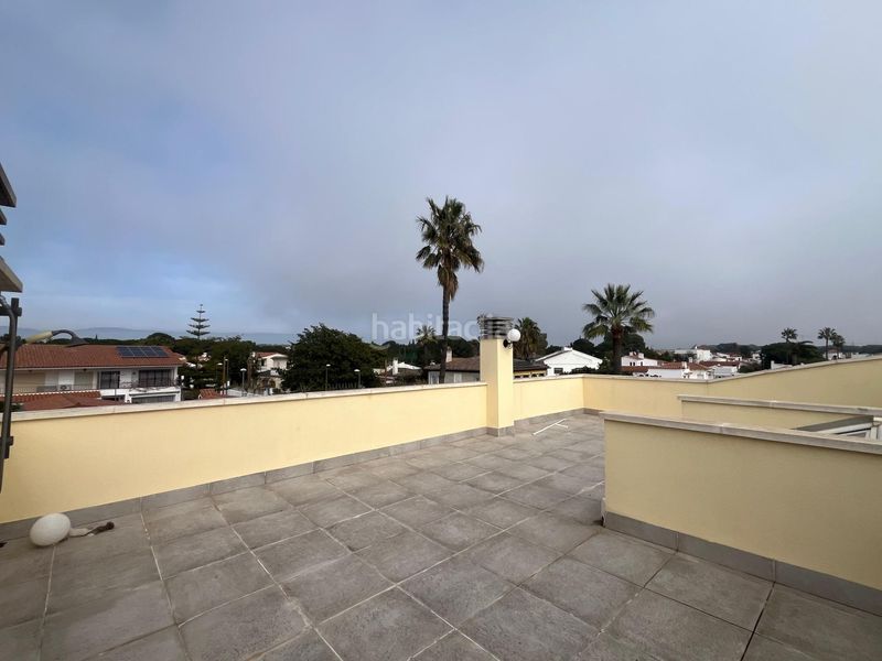 Foto f94b074c-3943-4b86-9292-49bd6e89375d. Casa adossada amb calefacció aparcament a mar Cambrils Cambrils