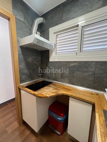 Foto 7b0f7d8d-2b21-4b80-b2b2-f6f72a6b1891. Pis amb calefacció aparcament a pla de maset - cap de Salou Salou