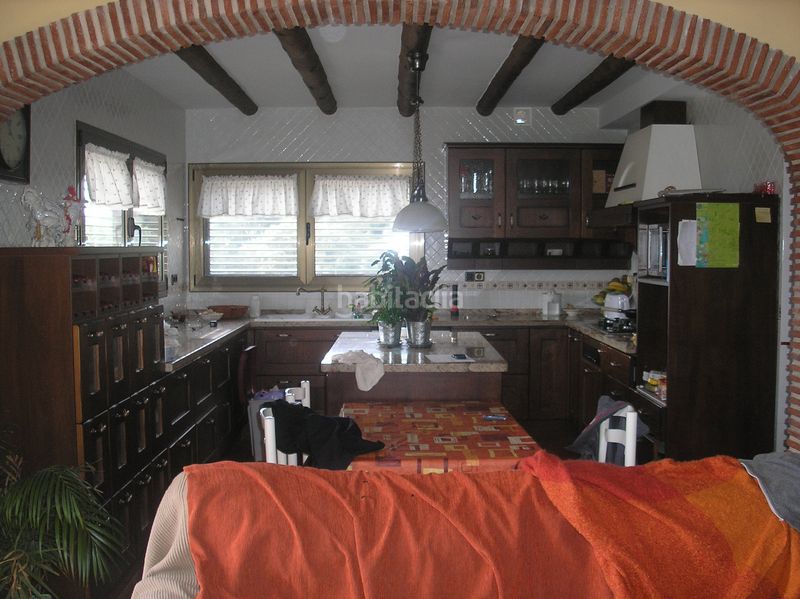 Foto 44ea622a-7938-46df-8170-88744aae8558. Masia amb calefacció aparcament piscina a Almoster