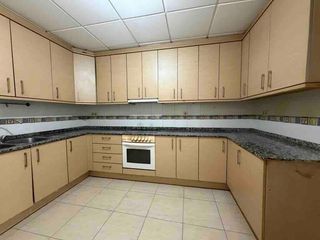 Piso  De l'amor. Oportunidad. amplio piso con garaje y trastero en tortosa!