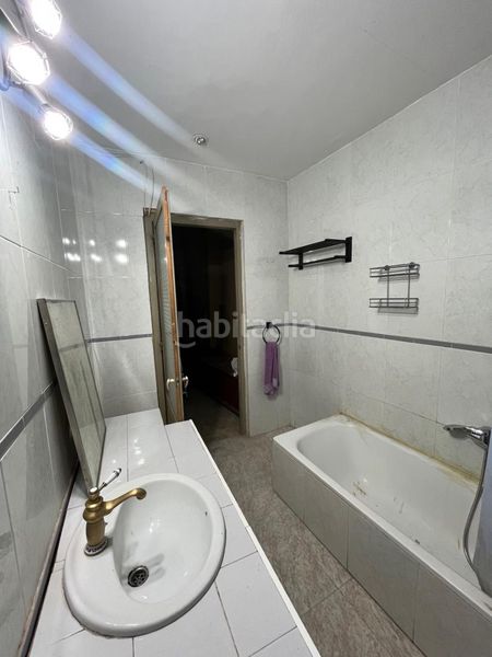 Foto b55470aa-7f21-48be-98bb-b4a6332fa476. Semi detached house in Porrera