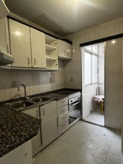 Pis a Bonavista. Fantástica oportunidad, gran piso en bonavista por menos de 100.
