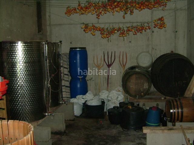 Foto b801feda-f004-4474-9d82-d46bd02ae2be. Masia amb calefacció aparcament piscina a Almoster