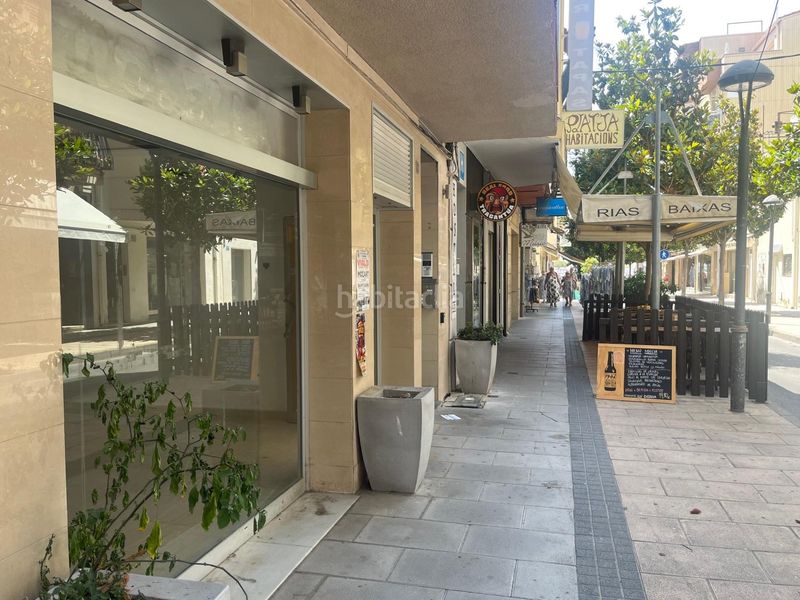 Foto a4cc278f-62b7-47a3-92f3-d3db244949a6. Local comercial gran local en venta en el puerto ! en Cambrils