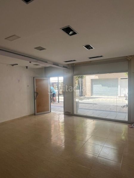 Foto c731104a-f04a-4266-bfc2-4b0006ebe753. Local comercial gran local en venta en el puerto ! en Cambrils