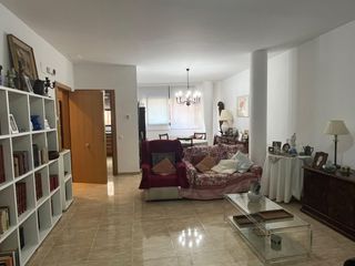 Etagenwohnung  Del diumenge. Preciosa planta baja con parking en riudecanyes!