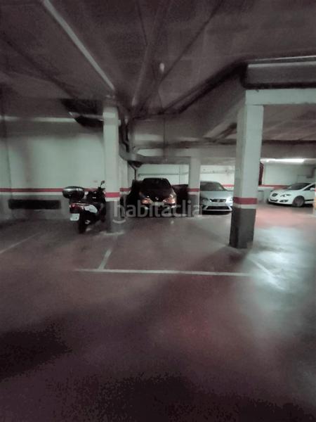 Foto 2ef155a1-34a3-40c3-b6bf-02e0fd08a00f. Parking coche nou barris cflor de neu pablo iglesias en Barcelona