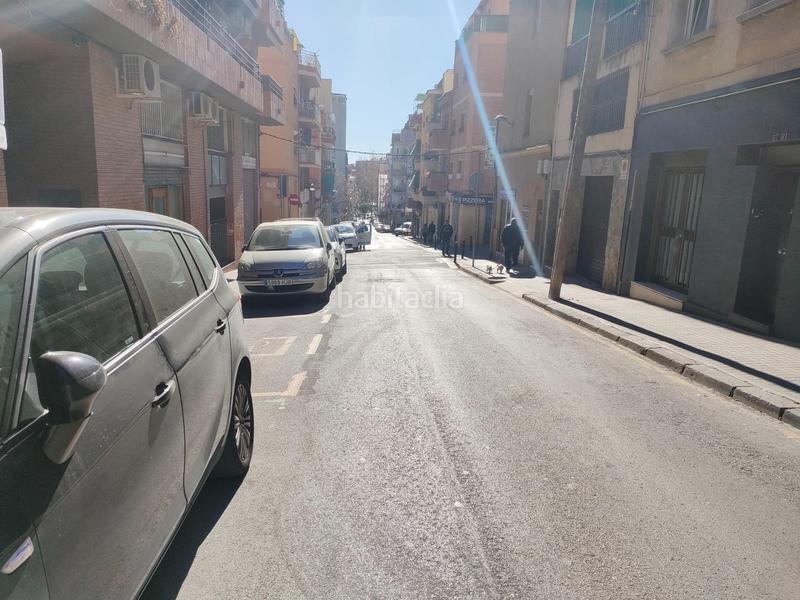 Foto 43723d20-6365-4a46-908b-5b4886bf1bc6. Parking coche nou barris cflor de neu pablo iglesias en Barcelona