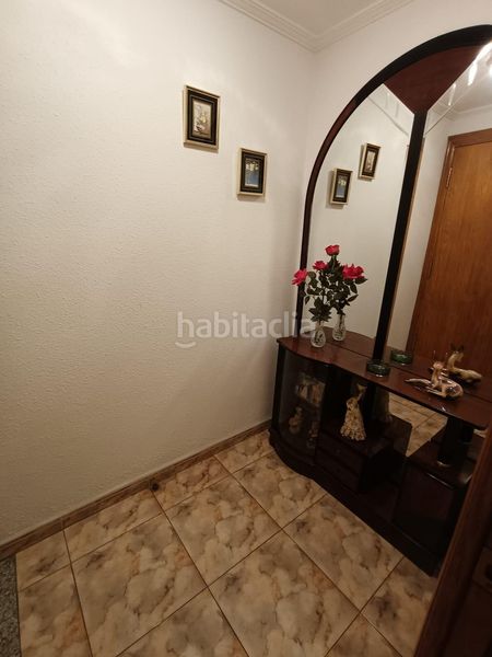 Foto b8e79bbf-95cd-43f3-9114-dc33aac74ec7. Casa adossada amb calefacció aparcament a Cerdanyola Sud Mataró