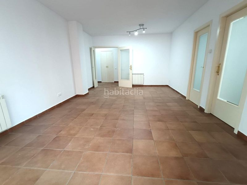 Foto c08acda6-4ad1-4273-bdf7-9c4e3a99765a. Flat in Eixample Mataró