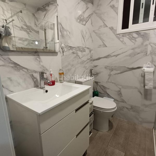 Foto 66828034-43e2-42f1-82c9-e0be0dc1b3ee. Piso cerdanyola nord zona puig i cadafalch sólo tres vecínos !!!!! en Mataró