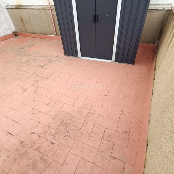 Foto 7d5234f4-5ade-4bdf-81c7-6a494a42111e. Piso cerdanyola nord zona puig i cadafalch sólo tres vecínos !!!!! en Mataró