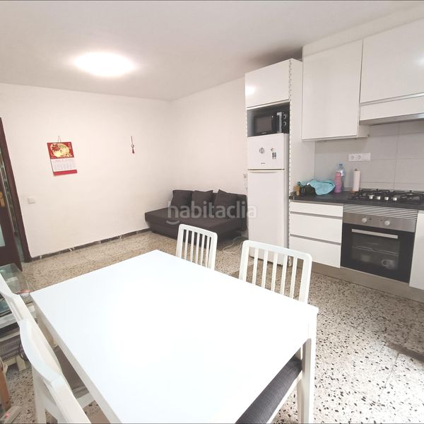 Foto c9143447-238d-416e-a053-c55585790bc5. Piso cerdanyola nord zona puig i cadafalch sólo tres vecínos !!!!! en Mataró