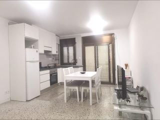 Pis a Cerdanyola Sud. Cerdanyola nord zona puig i cadafalch  sólo tres vecínos !!!!!