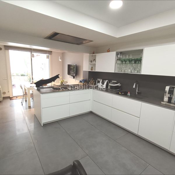 Foto d9a277e1-3516-423d-beb4-c4c890f94ce6. Casa amb calefacció aparcament a La Llàntia Mataró
