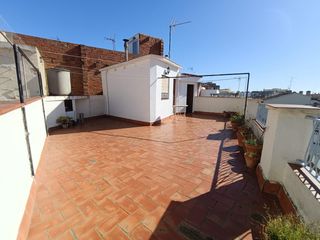 Haus in Canet de Mar. Canet  casa unifamiliar entre medianeras