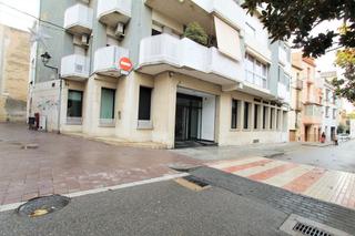 Rent Business premise in Arboç (L´). Local comercial en el centro de larboç