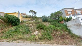 Terreny residencial a Brises de calafell. Estupenda parcela para construir la casa de tus sueños