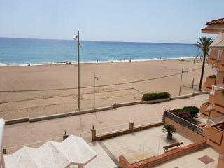 Apartament a Sant Salvador. Exclusivo apartamento en venta en primera línea de mar con vista
