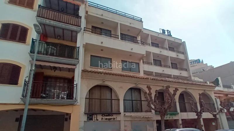 Foto cd02e18c-6159-45bf-bedb-e73c0433c063. Building in Coma-ruga platja Coma-ruga