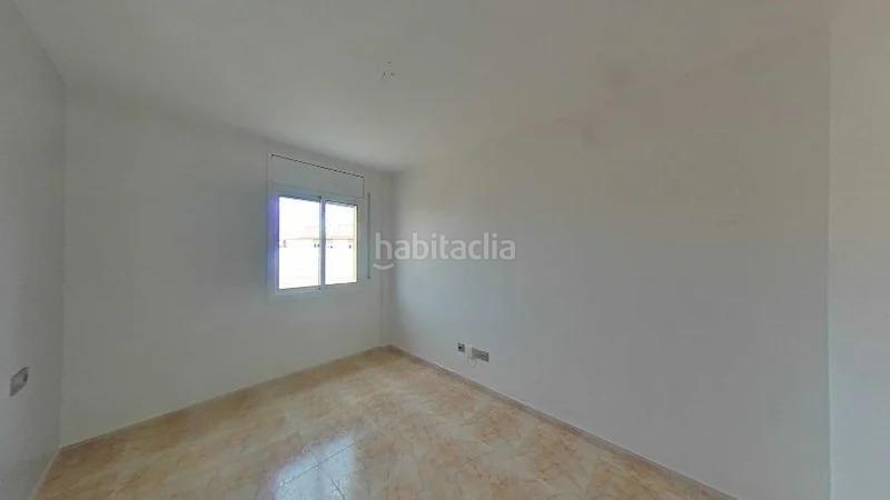 Foto 0516f4cb-0673-49ce-b8c3-82798b95acf7. Etagenwohnung mit heizung in Centre Torredembarra